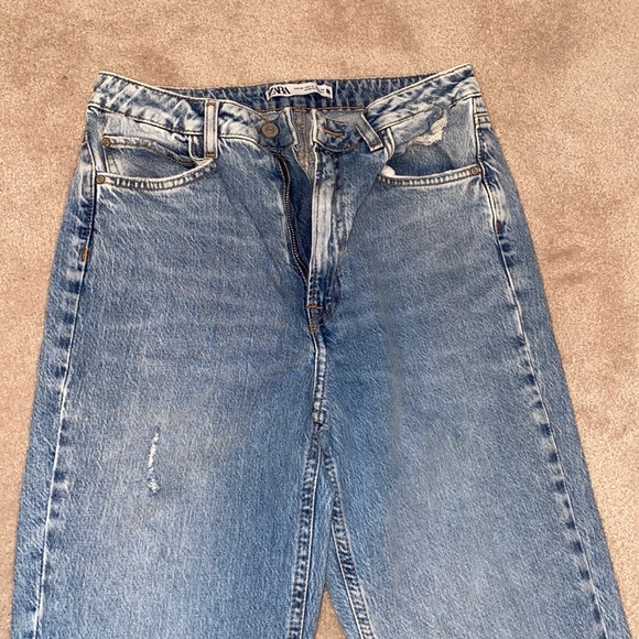 Zara slim flare high rise jean size 6 - Picture 4 of 4